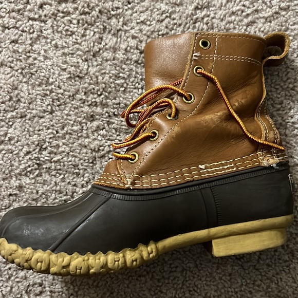 Bean Duck Boots 8” from LL Bean size 6-6.5 - Picture 3 of 3